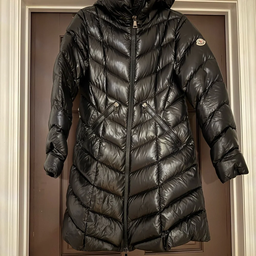 Black Jacket - Picture 4 of 14